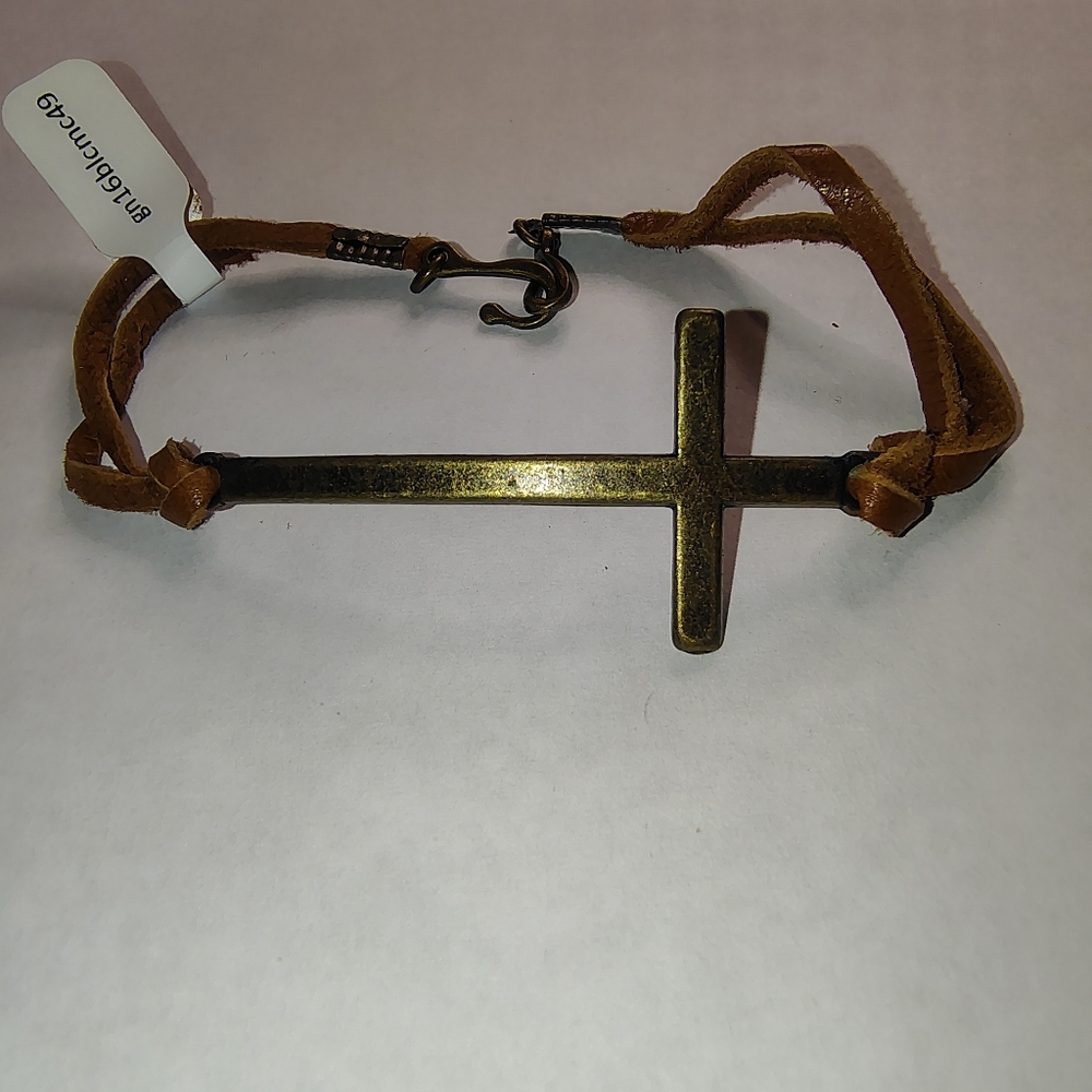 Charming Sisters “Suede the Right Way” Cross Bracelet – NWT - Picture 2 of 3